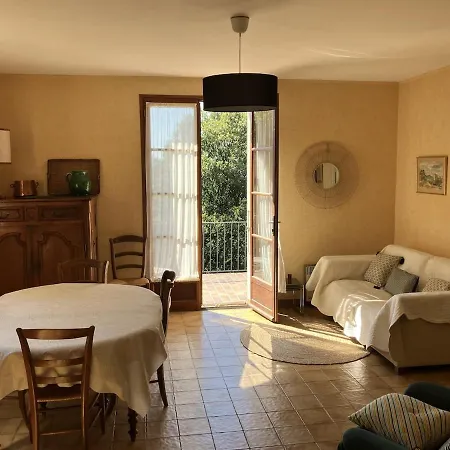 Ribes, Maison Familiale Au Calme Avec Vue 度假居